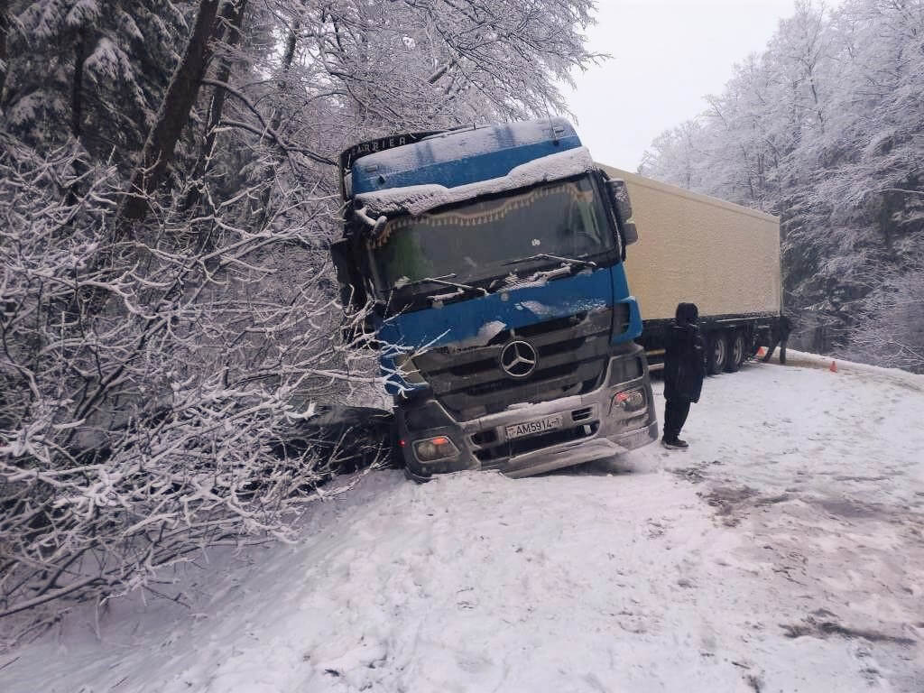 Авария в 1 км западнее д. Тартаки Барановичского района